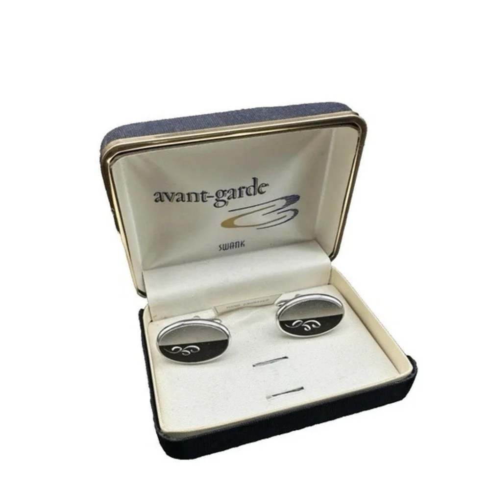 Vintage SWANK Cuff link Set Avant‎ Garde Silver tone Oval Engraved w/box